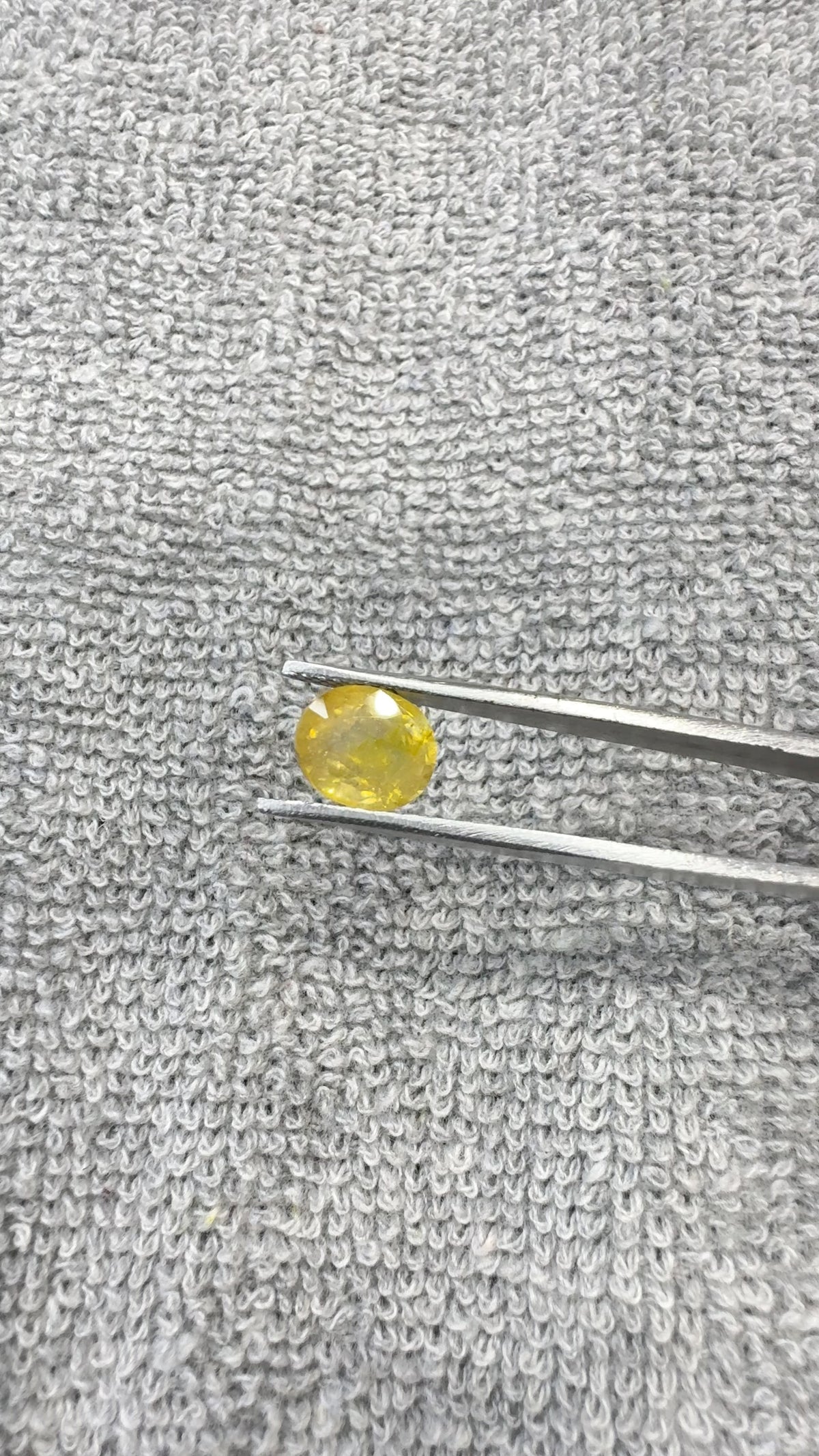 3.750 Carat Certified Natural Yellow Sapphire