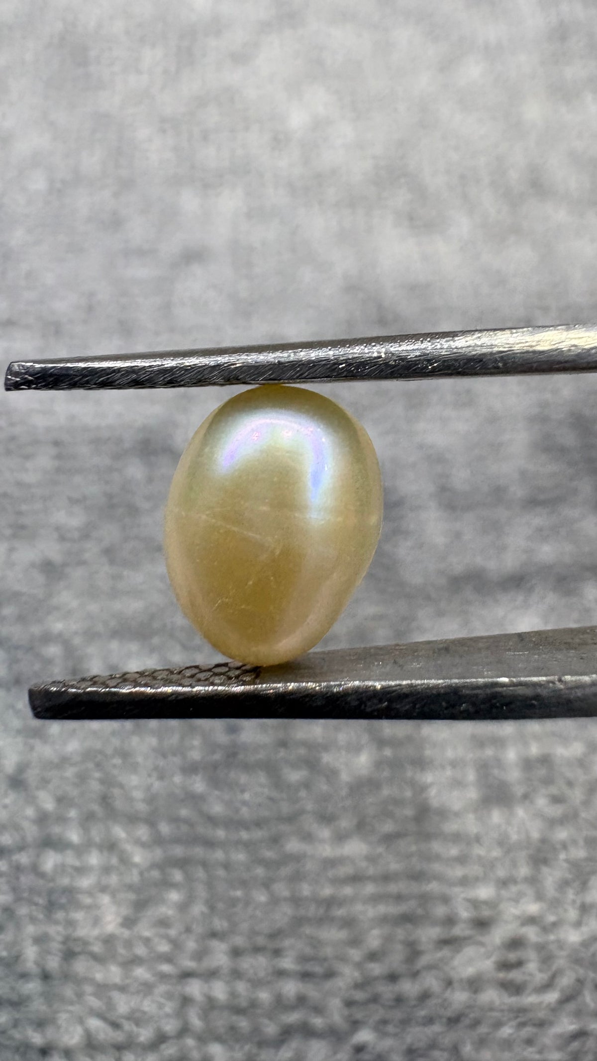 2.86 Carat Certified Natural Moti