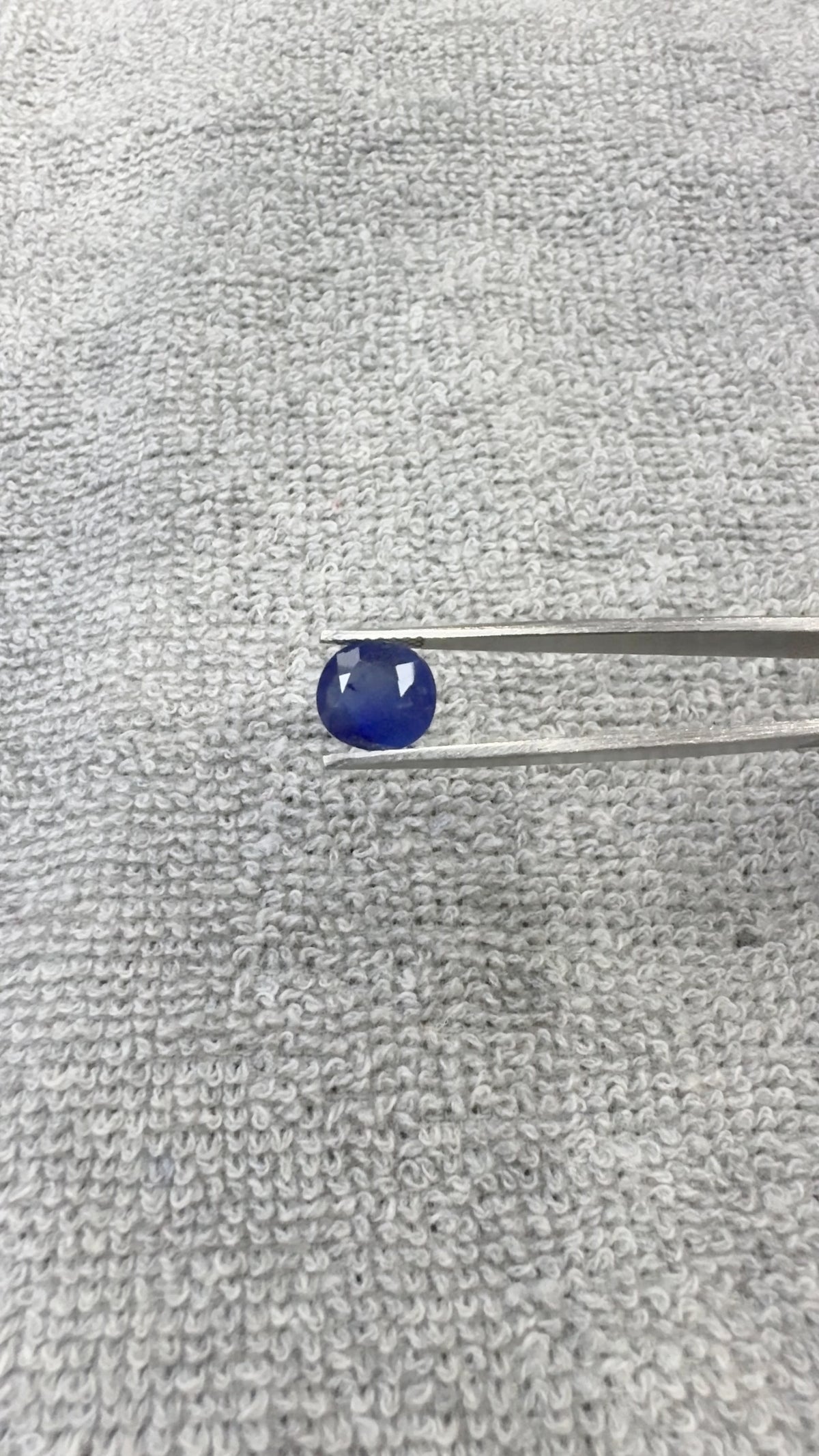 3.88 Carat Certified Natural Blue Sapphire