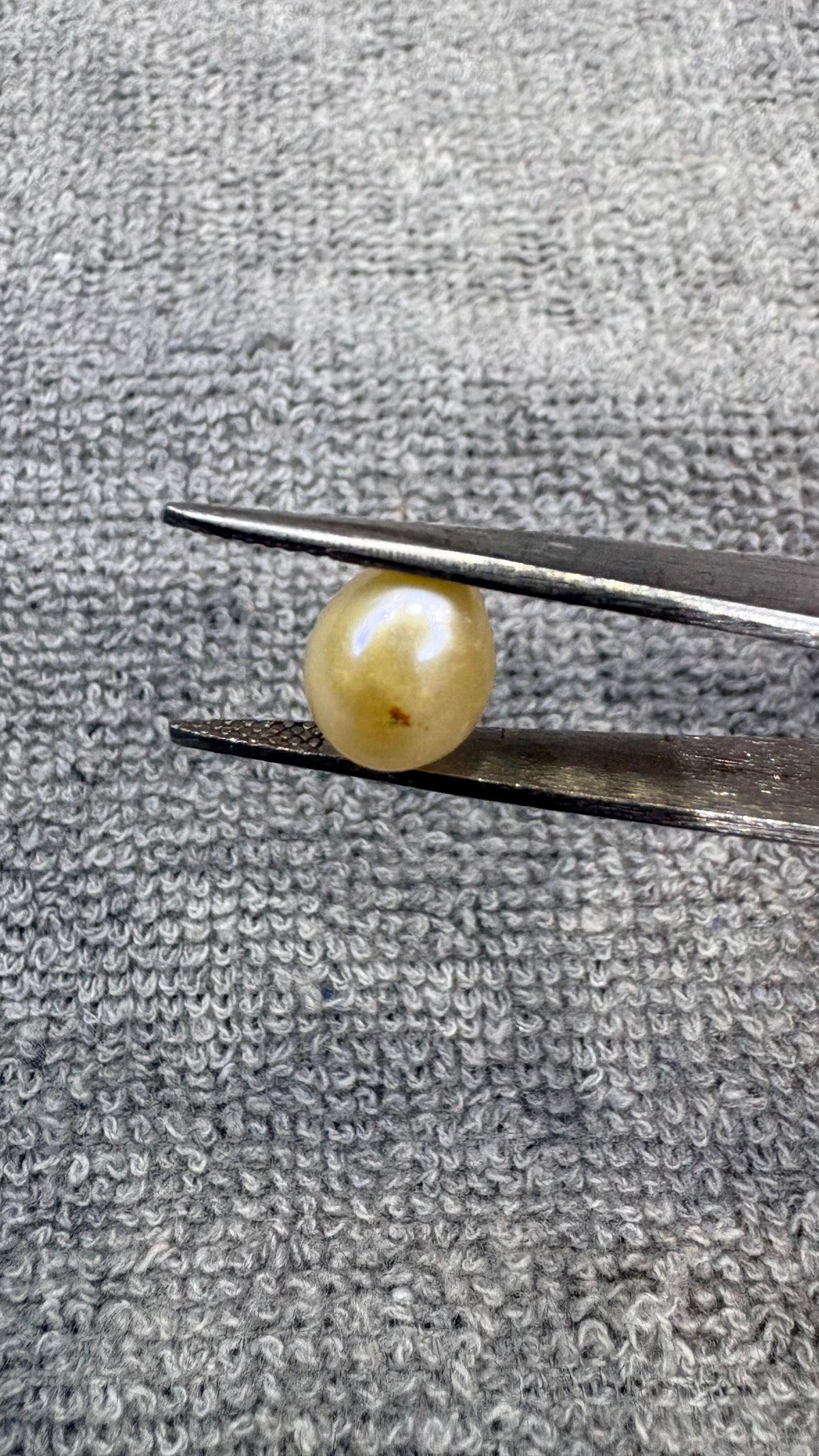 5.60 Carat Certified Natural Moti