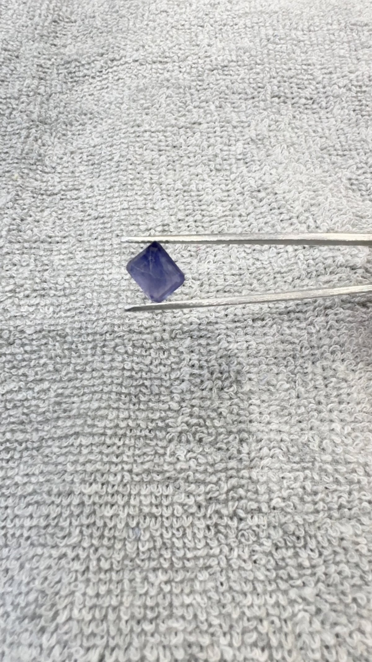 4.00 Carat Certified Natural Blue Sapphire